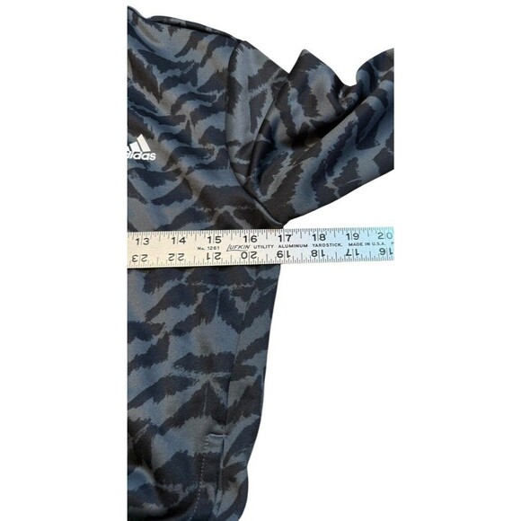 Adidas Manchester United FC 2 Piece Track Suit Boys Size Medium Black/Gray Camo - Picture 6 of 9